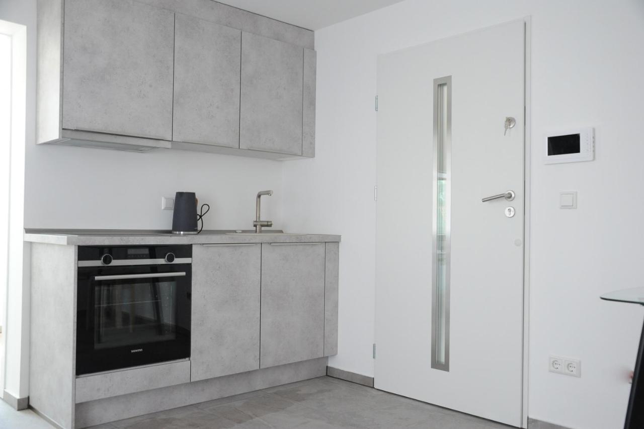 Kleine Studio-Wohnung, Kontaktloser Check-In Мекенбойрен Екстер'єр фото